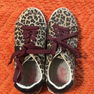 Jelly Pops Leopard Print canvas Shoes with Burgundy Laces